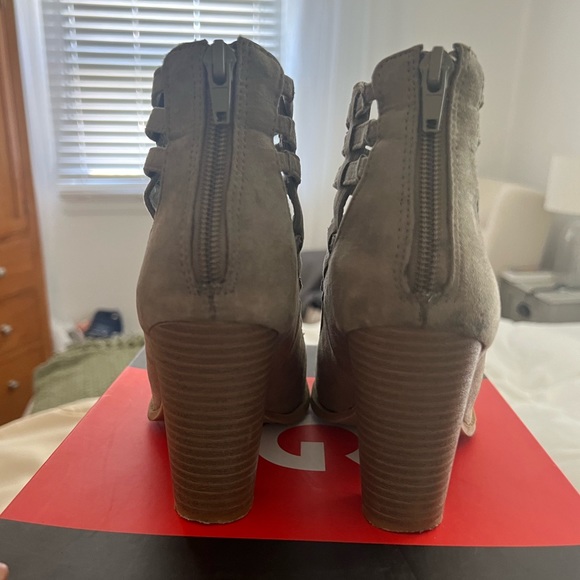 Guess Women’s Open Toe Booties - Picture 2 of 3